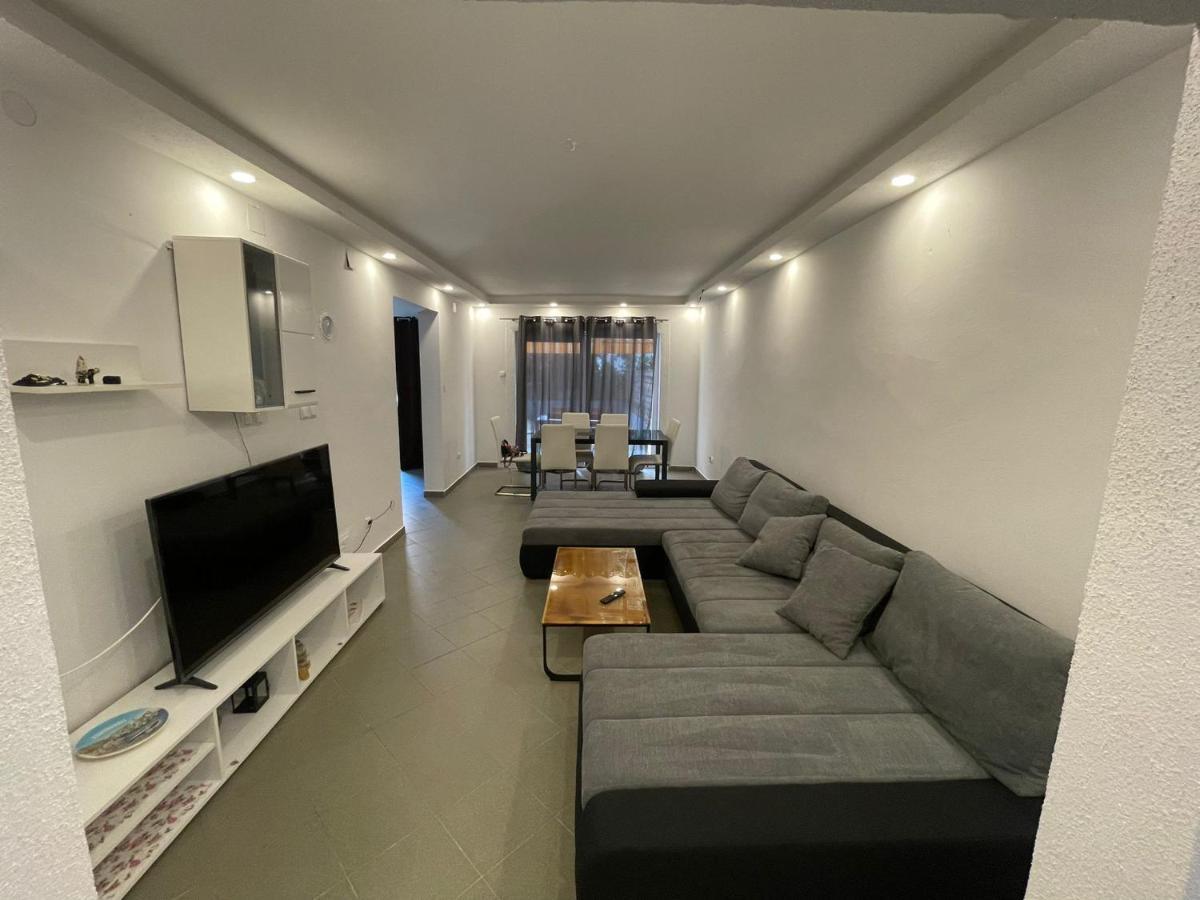 Apartments Fratelli Malinska Eksteriør bilde